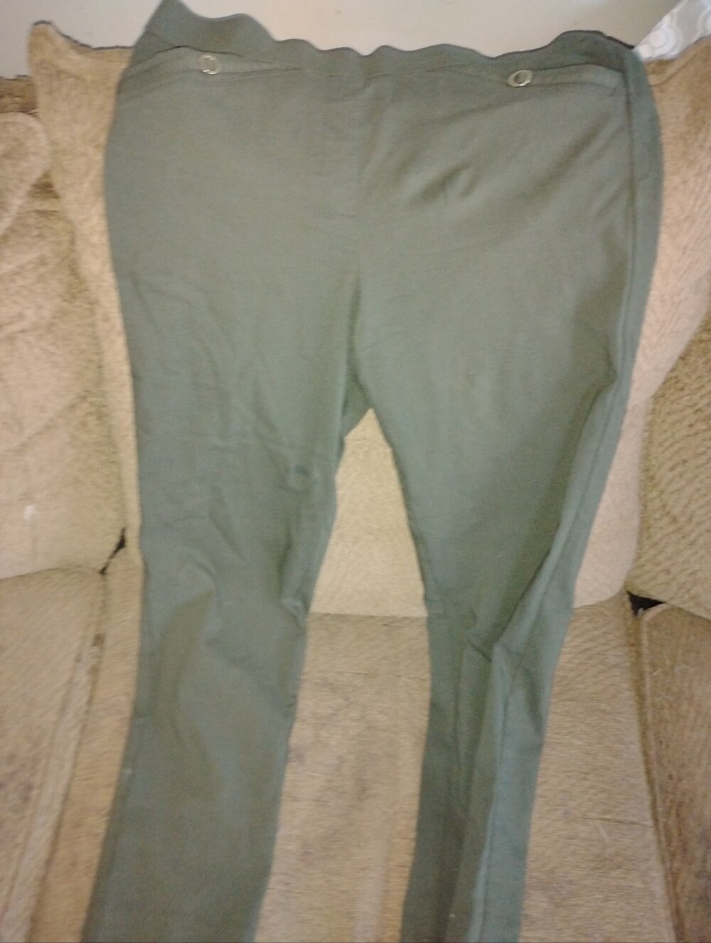 Counterparts Olive Green Ponte Pull-On Pants